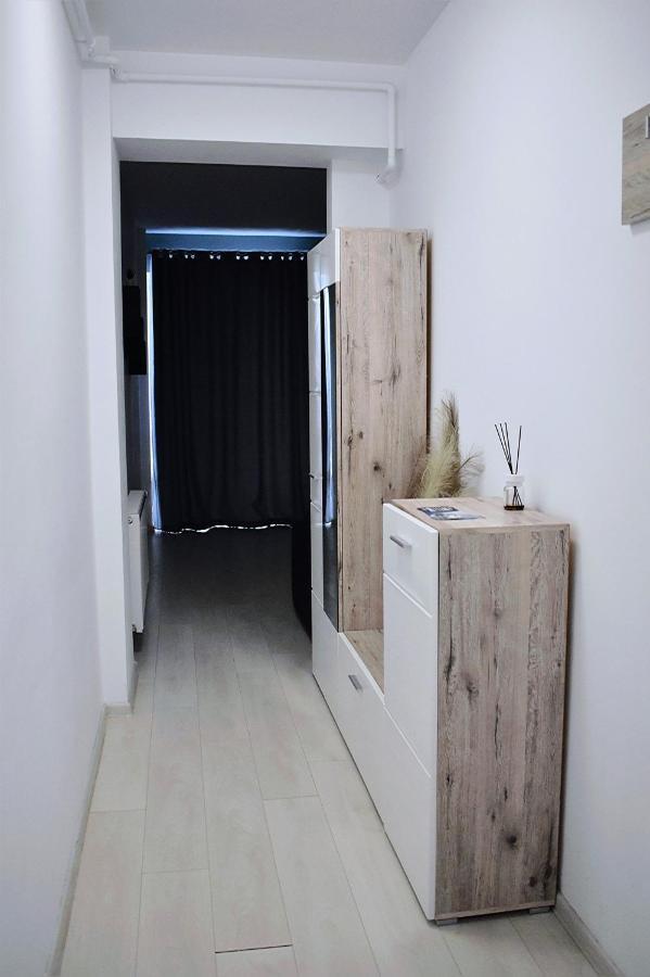 Etalon Airport Apartments Otopeni Εξωτερικό φωτογραφία